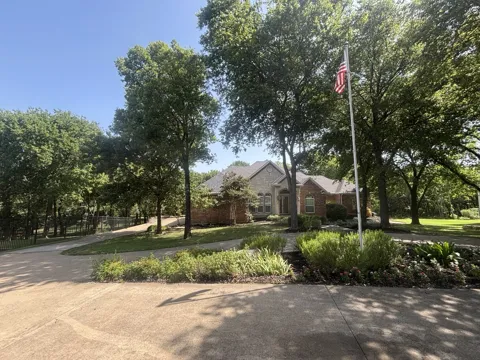 2643 Creekwood Drive