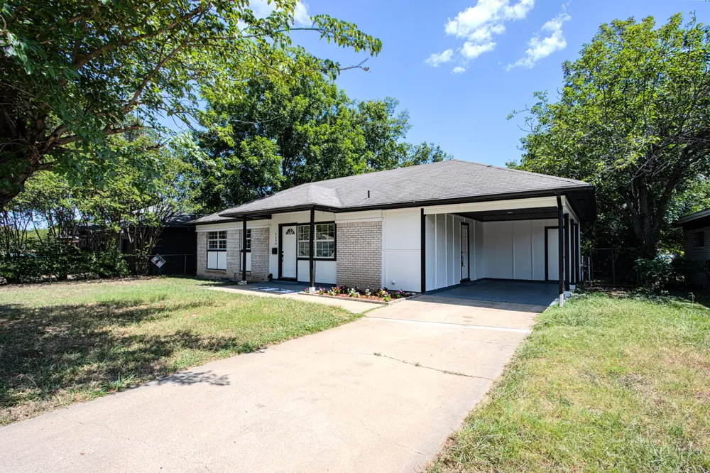 4608 Reed Street Fort Worth, TX 76119