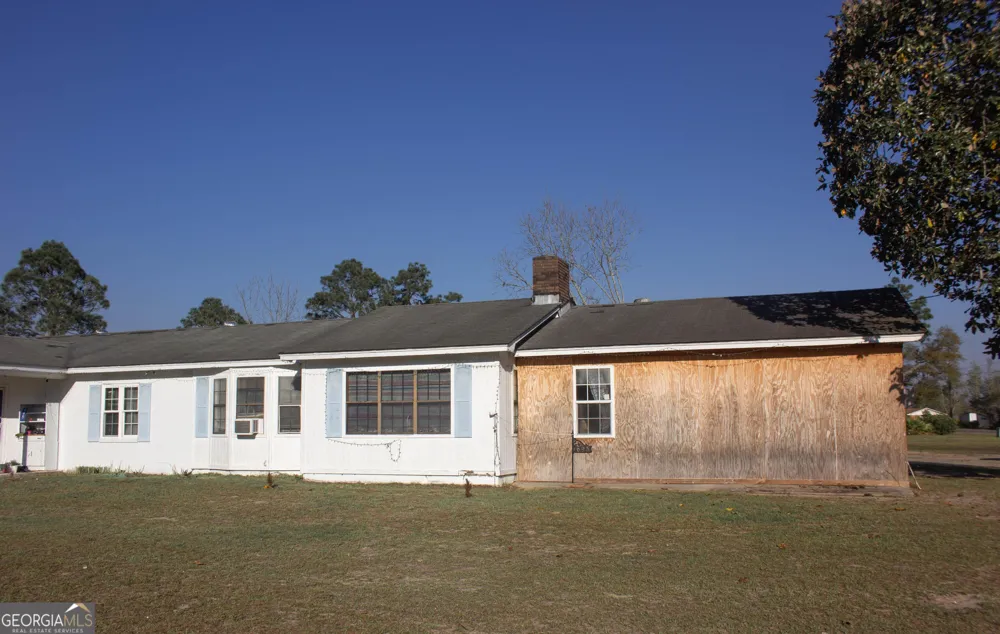 695 Jasmine DR Douglas, GA 31535