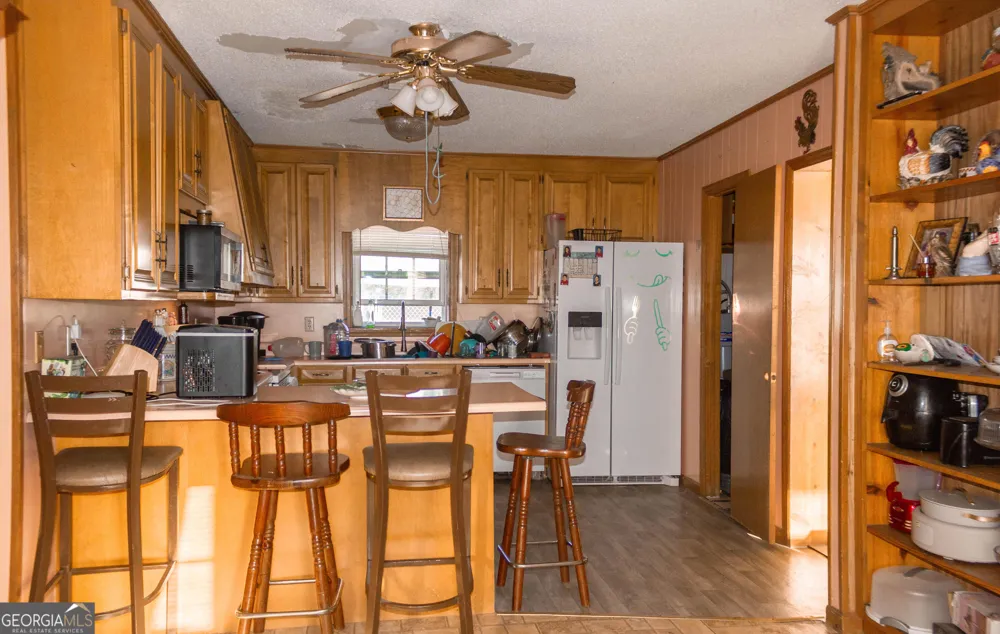 695 Jasmine DR Douglas, GA 31535