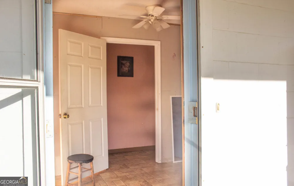 695 Jasmine DR Douglas, GA 31535