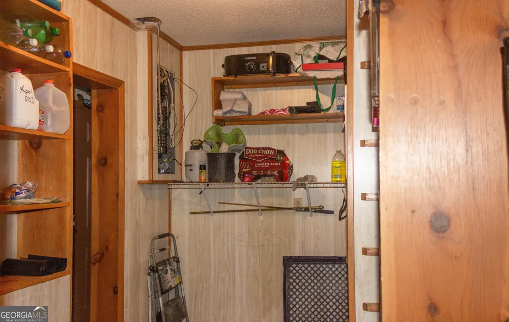 695 Jasmine DR Douglas, GA 31535
