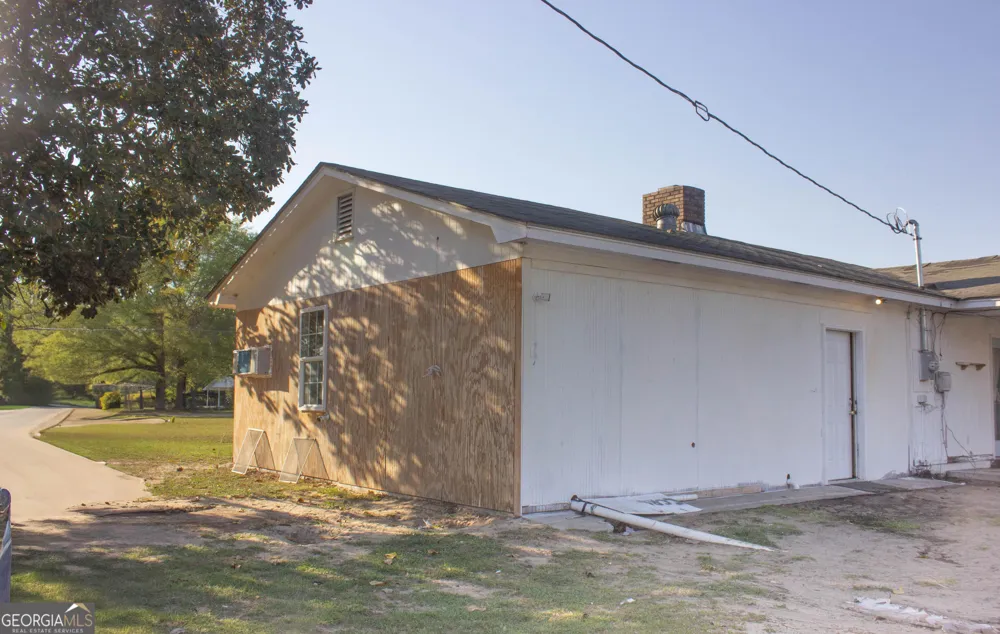695 Jasmine DR Douglas, GA 31535