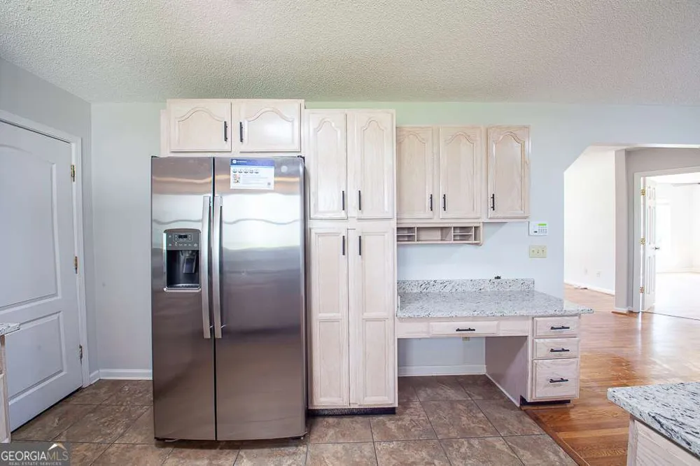 102 Lindsey CT NE Calhoun, GA 30701