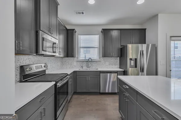 162 Auburn Run LN Auburn, GA 30011