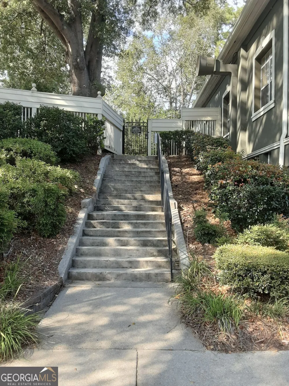 6900 Roswell RD Sandy Springs, GA 30328