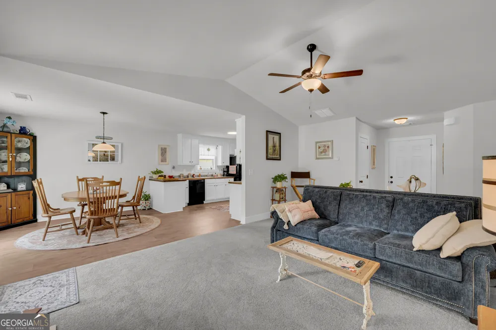 4542 Reed Creek HWY Hartwell, GA 30643