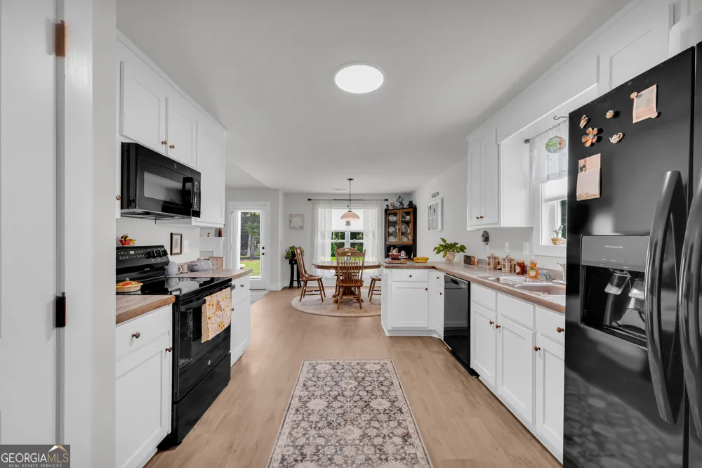 4542 Reed Creek HWY Hartwell, GA 30643