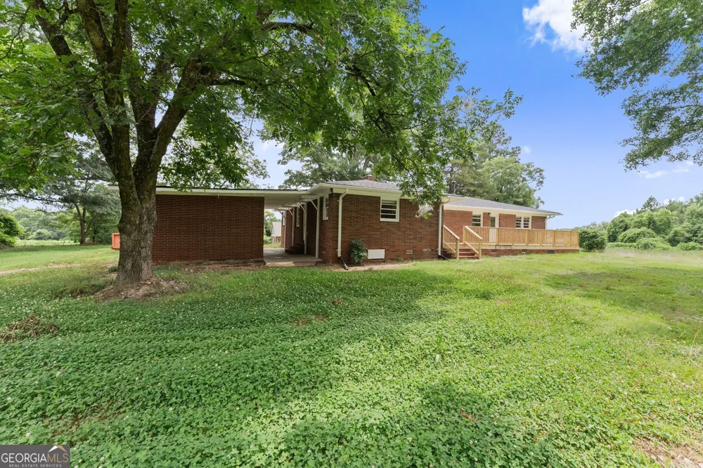 131 Dawkins RD Royston, GA 30662