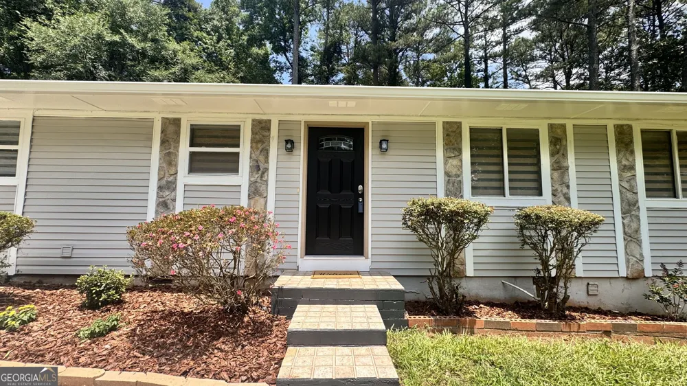 4091 Big Valley TRL Stone Mountain, GA 30083