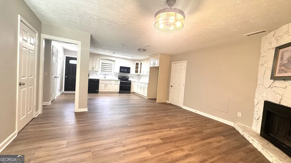 4091 Big Valley TRL Stone Mountain, GA 30083