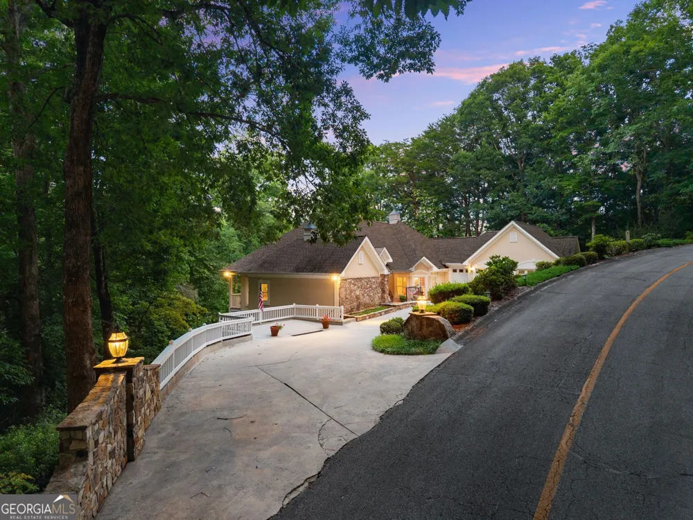 2200 Orchard DR Clarkesville, GA 30523