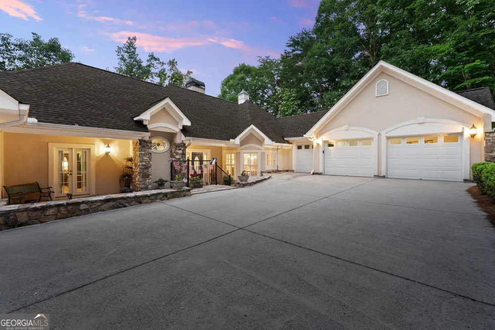 2200 Orchard DR Clarkesville, GA 30523