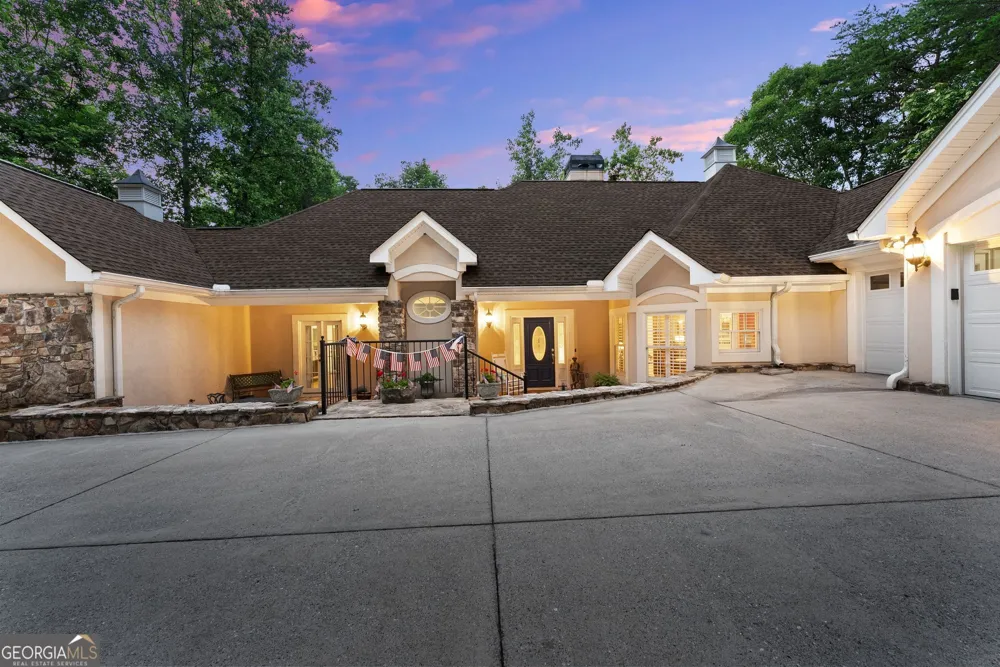 2200 Orchard DR Clarkesville, GA 30523
