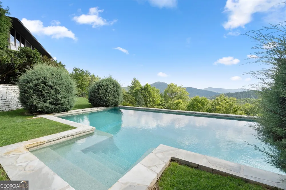 295 Goble Gap RD Clayton, GA 30525
