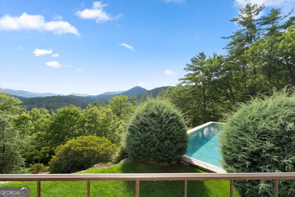 295 Goble Gap RD Clayton, GA 30525