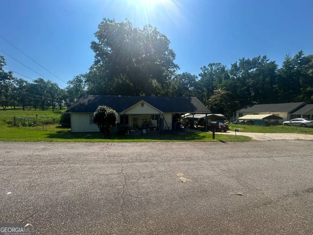 201 Walter ST Thomaston, GA 30286