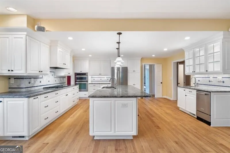 4259 Huntington CIR Dunwoody, GA 30338
