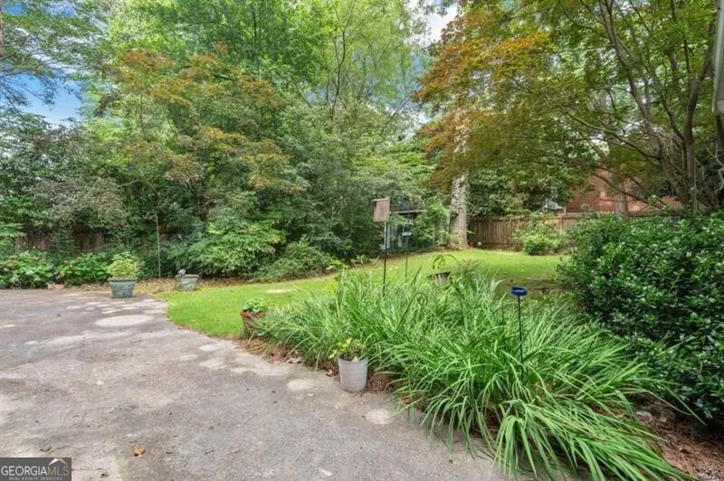4259 Huntington CIR Dunwoody, GA 30338