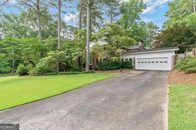 4259 Huntington CIR Dunwoody, GA 30338