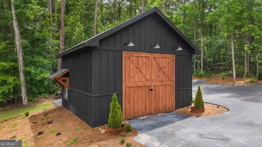 1130 Swords TRL Buckhead, GA 30625