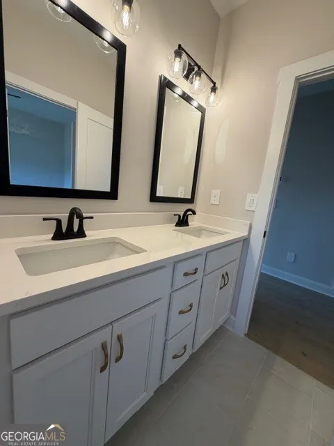 45 Lakefield DR Palmetto, GA 30268