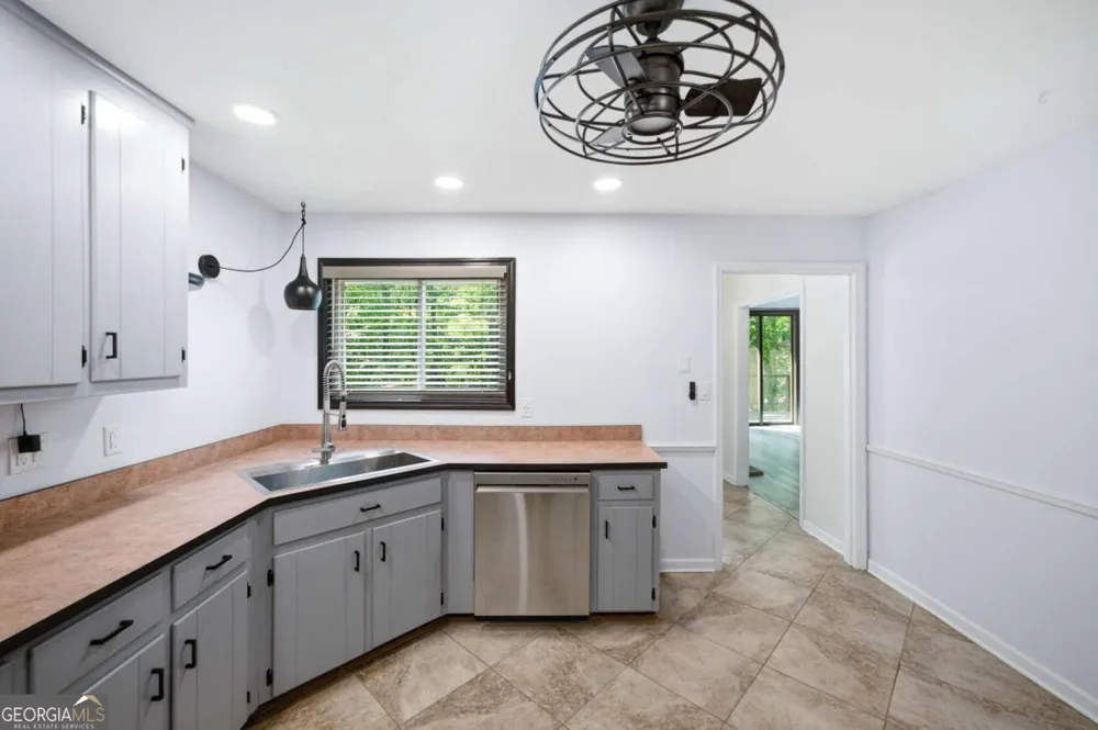 102 Jack Pine CT Waleska, GA 30183