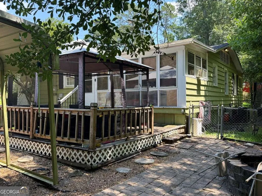 37 Lake Say Hi DR Tifton, GA 31794