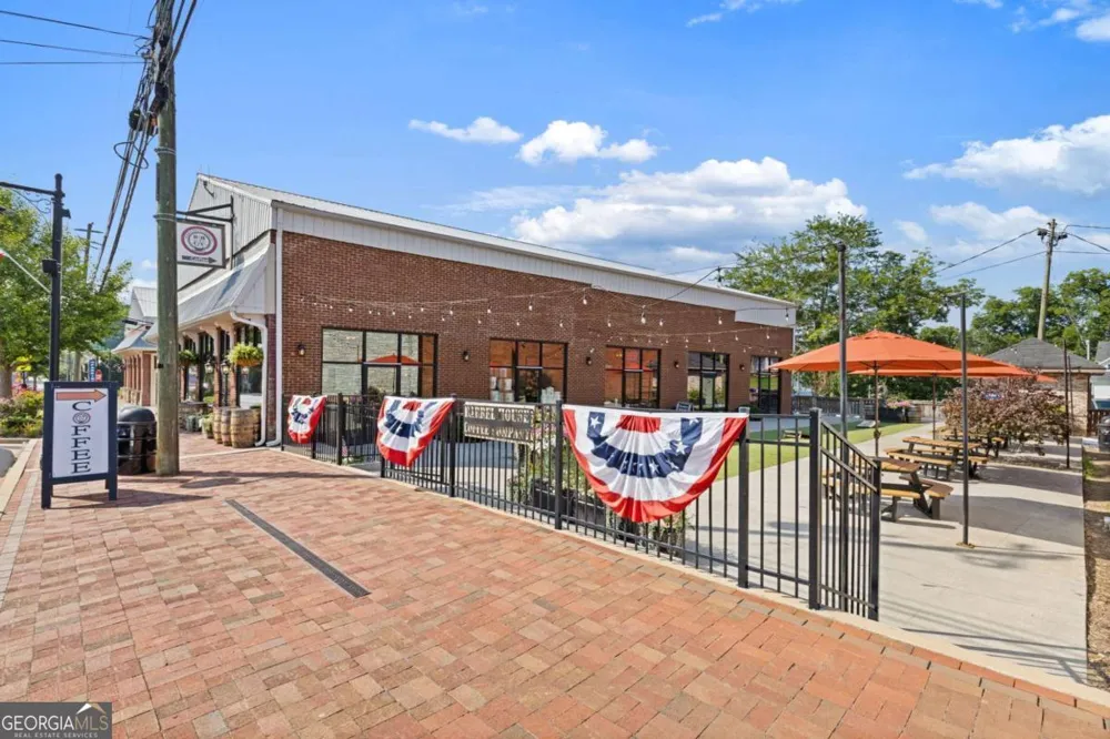 226 Old Canton CIR Ball Ground, GA 30107