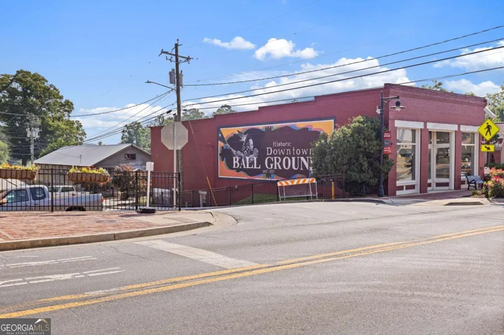 226 Old Canton CIR Ball Ground, GA 30107