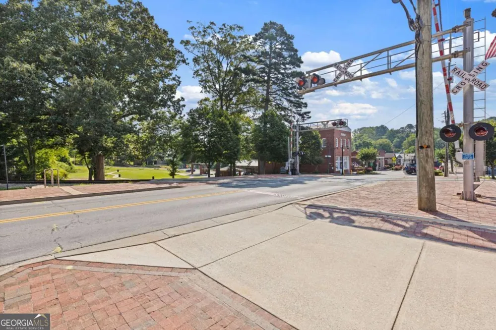 226 Old Canton CIR Ball Ground, GA 30107