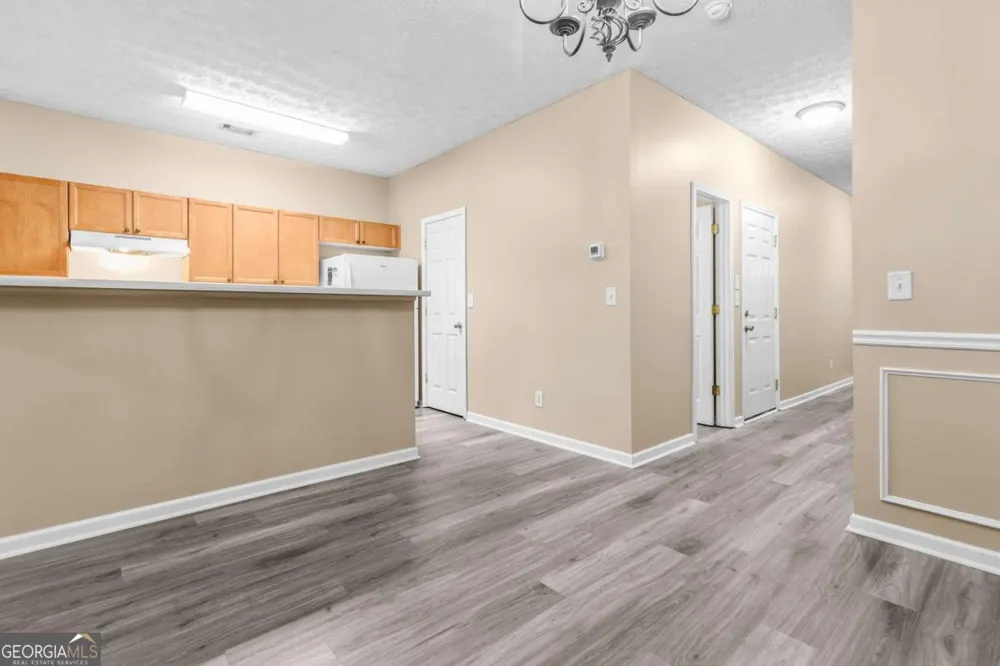 4932 Vireo DR Flowery Branch, GA 30542