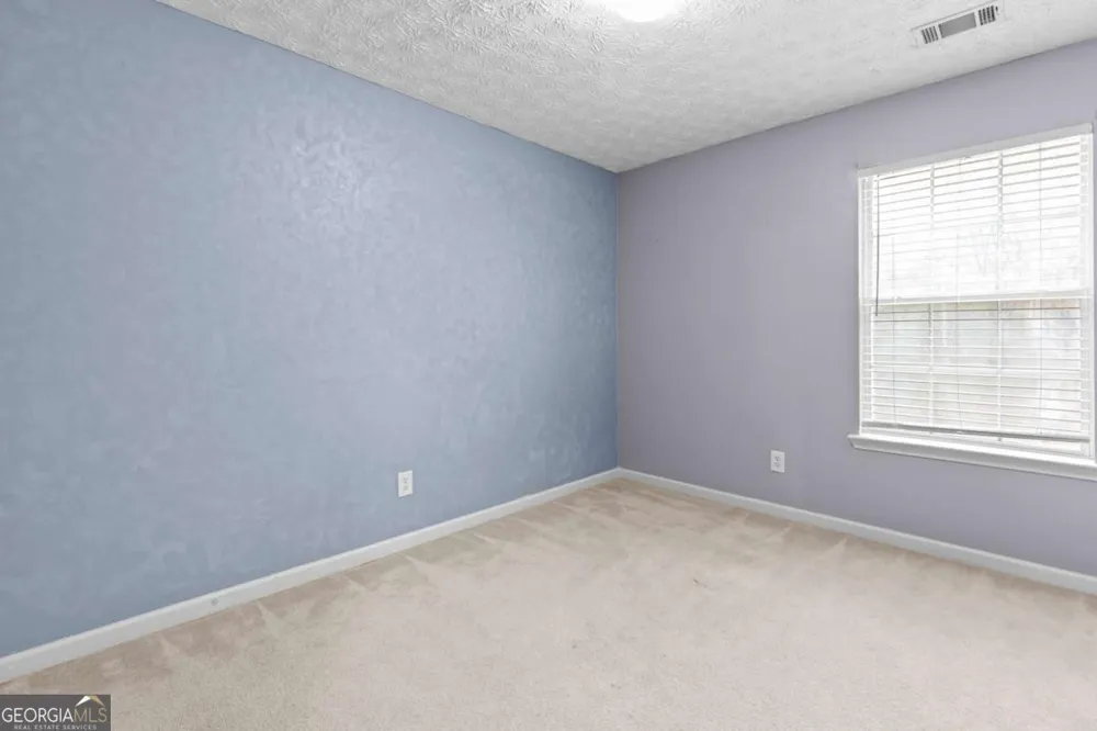 4932 Vireo DR Flowery Branch, GA 30542