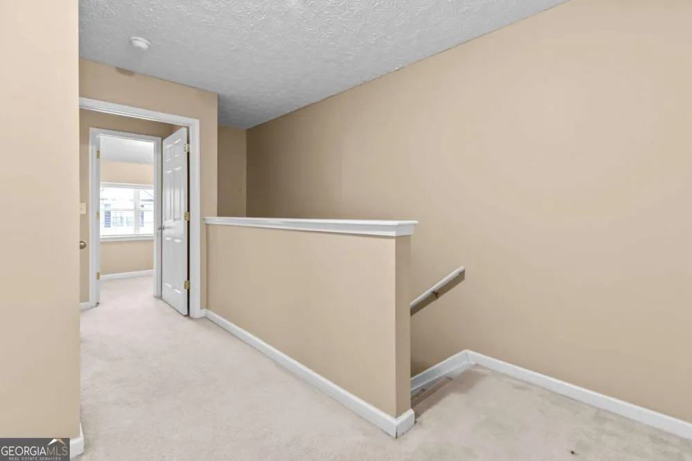 4932 Vireo DR Flowery Branch, GA 30542