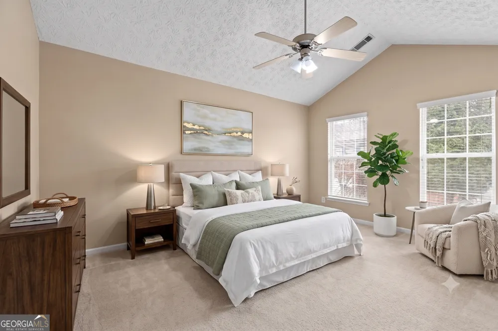 4932 Vireo DR Flowery Branch, GA 30542