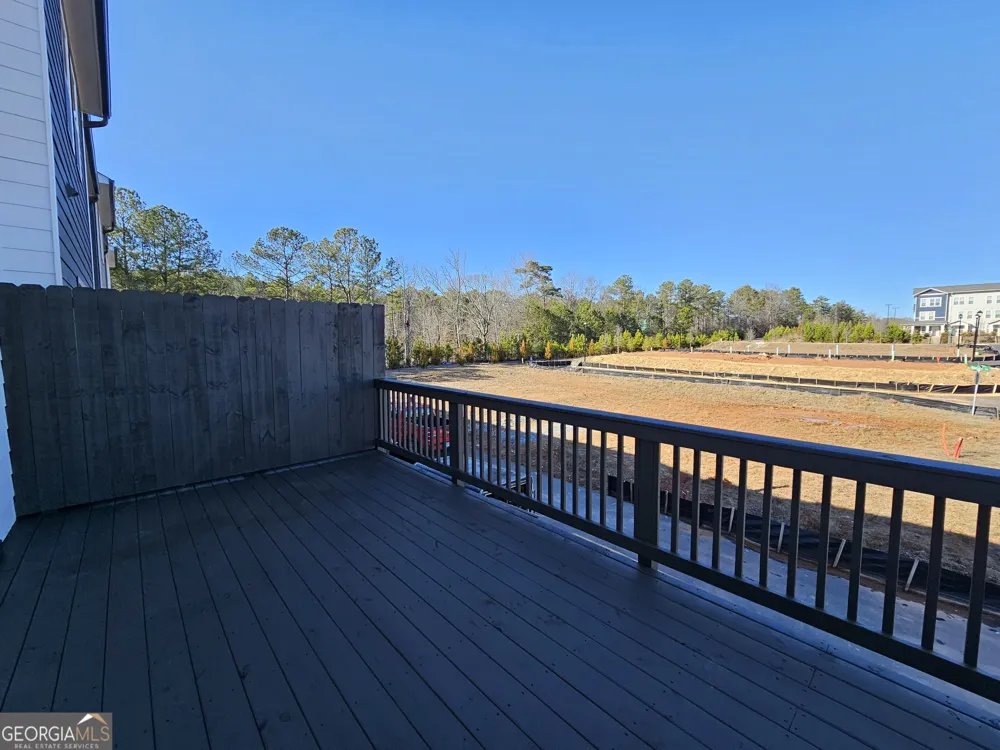 4 Silver LN Newnan, GA 30265