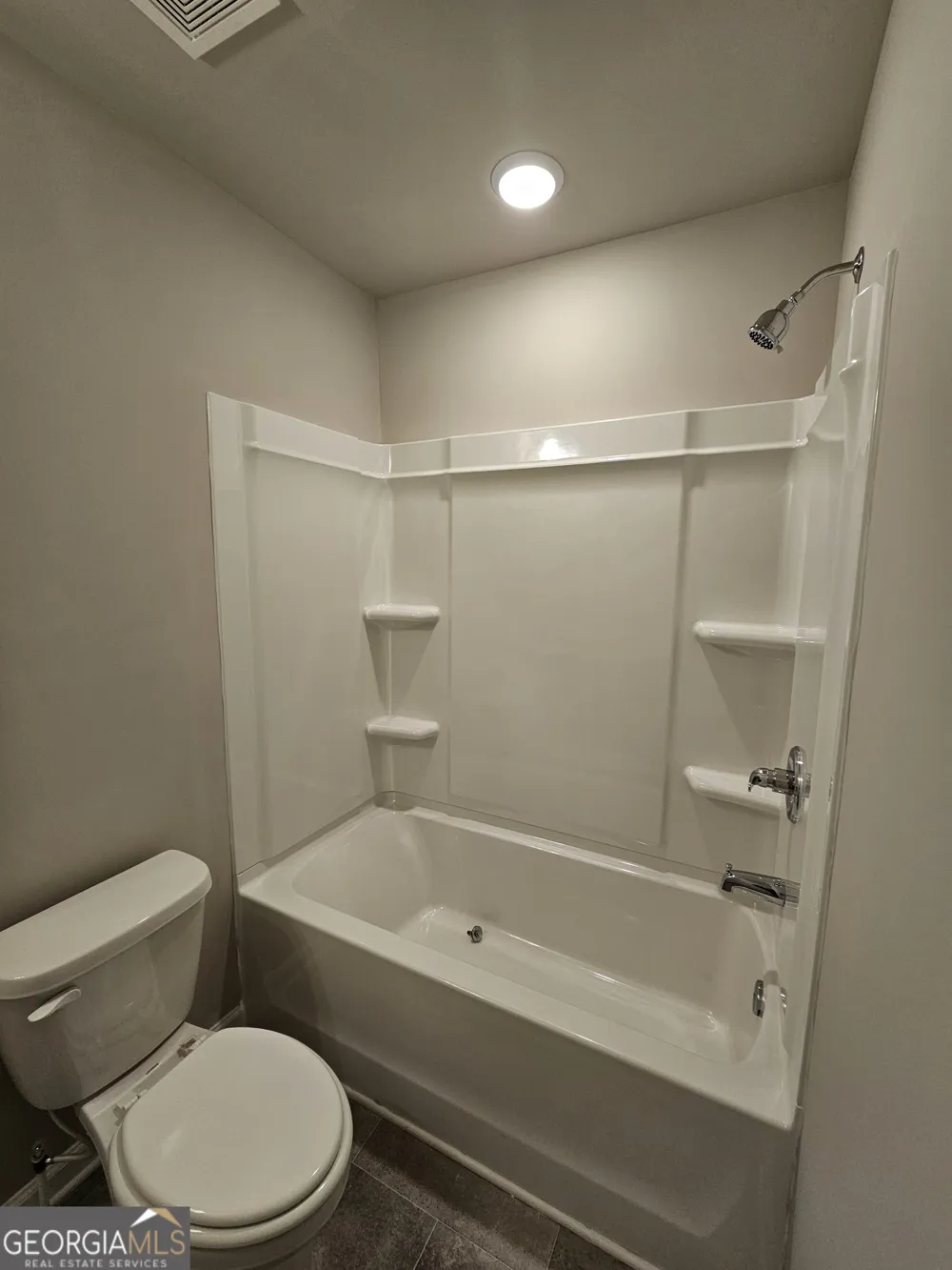 4 Silver LN Newnan, GA 30265