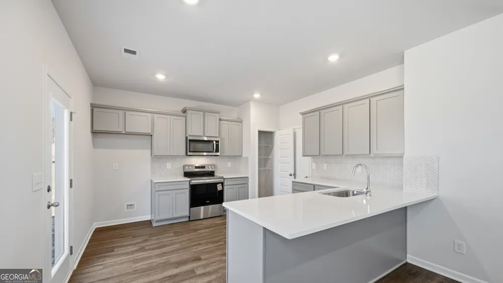220 Bristol BLVD Winder, GA 30680