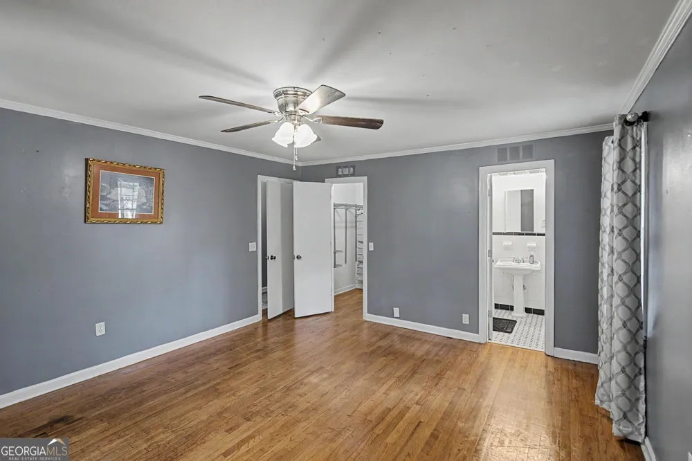 221 S College ST Metter, GA 30439