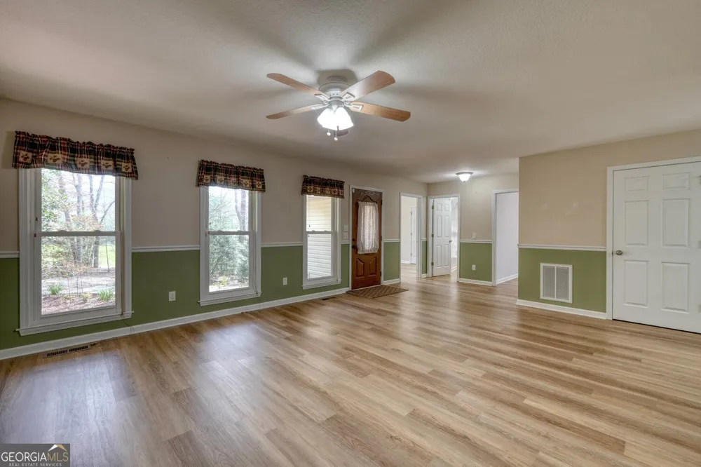 339 Henderson RD Young Harris, GA 30582