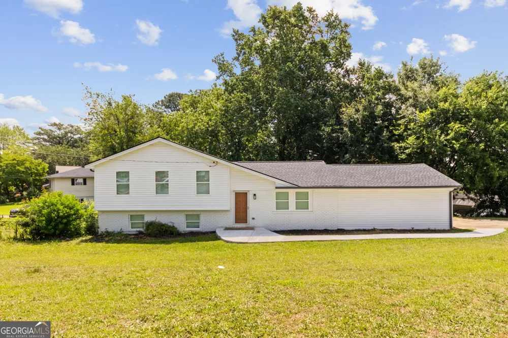 925 Majesty LN Morrow, GA 30260