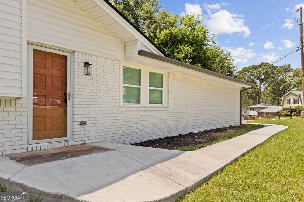 925 Majesty LN Morrow, GA 30260