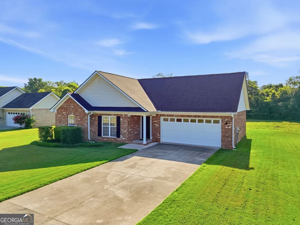 128 Brookstone DR SW Calhoun, GA 30701