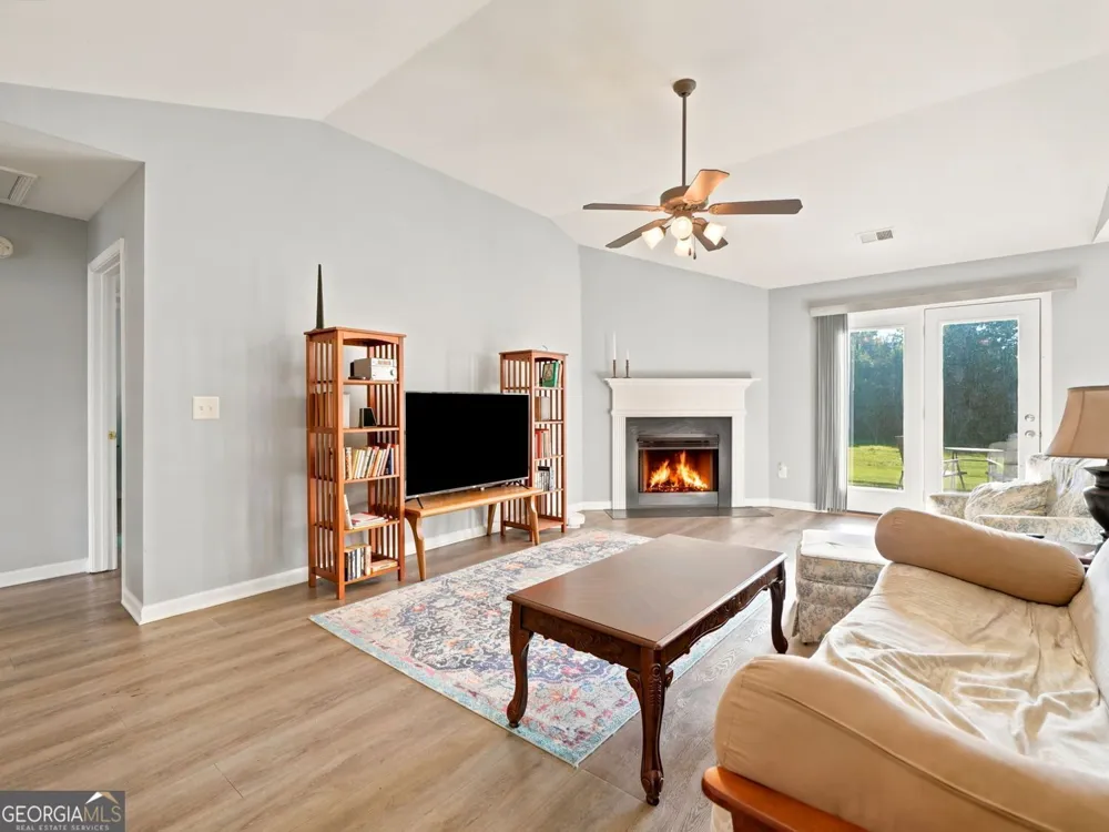 128 Brookstone DR SW Calhoun, GA 30701