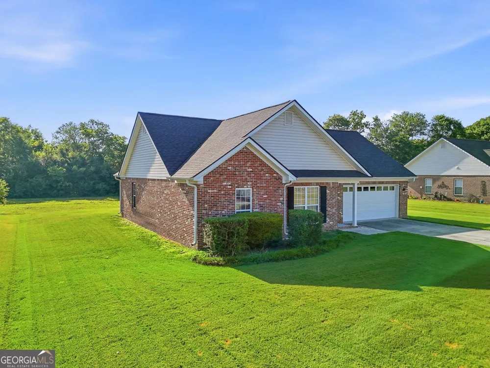 128 Brookstone DR SW Calhoun, GA 30701
