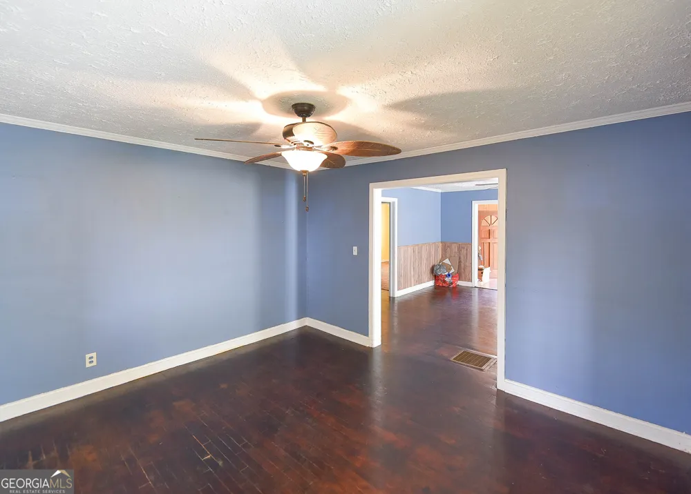 3049 Cloverhurst DR East Point, GA 30344