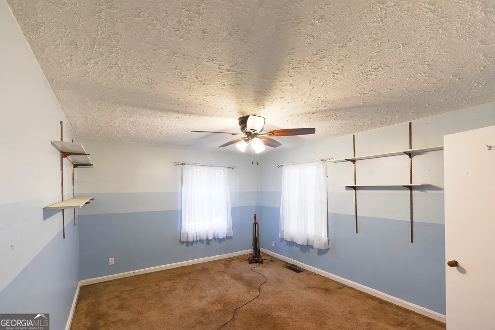 3049 Cloverhurst DR East Point, GA 30344