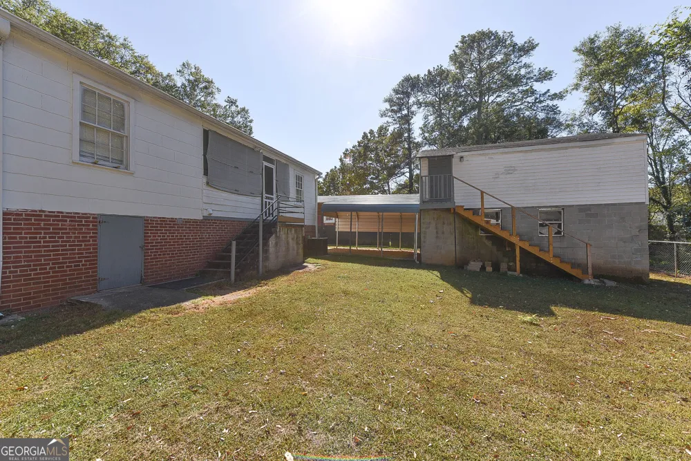3049 Cloverhurst DR East Point, GA 30344