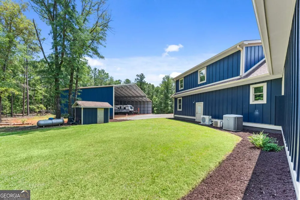 4835 J R Sims RD Irwinton, GA 31042