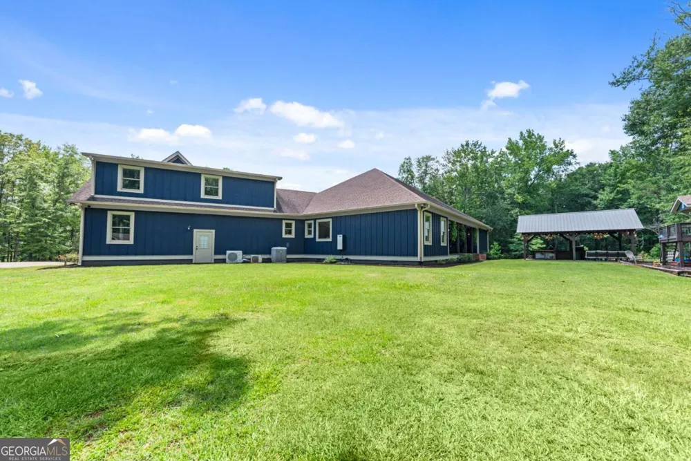 4835 J R Sims RD Irwinton, GA 31042
